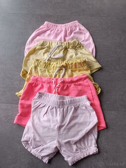 Krabice oblečení pro holku od 6 do 12 měsíců - 8