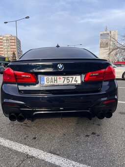 BMW 540i - 8