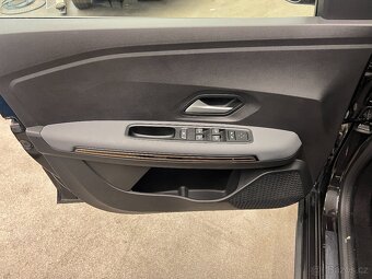 Dacia Jogger Extreme+ 1.0i 74 kW - 8