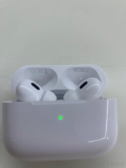 AirPods pro 2 - 8