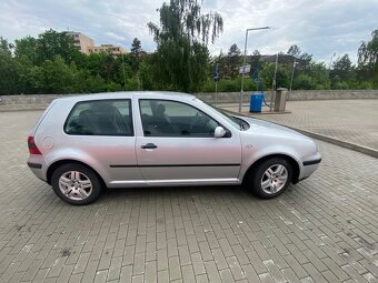 Volkswagen golf - 8