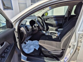 Kia Sportage 1,6 GDi 4x2 Active (2015) - 8