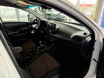 Hyundai i30 1,0 SERVISKA,KOMFORT,1.MAJ,ČR - 8