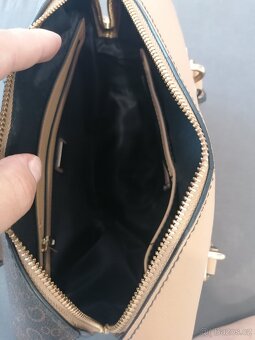 Dámská kabelka Guess - 8