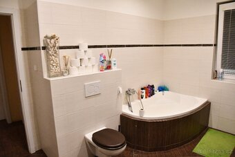 Prodám rodinný dům - bungalov - 8