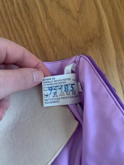 Fialové plesové šaty s kamínky bez ramínek XS - 8