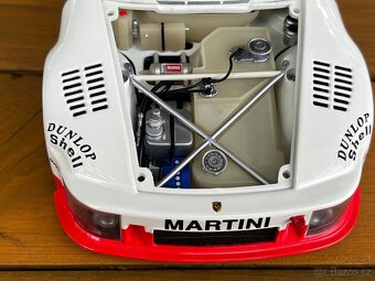 Porsche 935 1:18 EXOTO Martini - 8