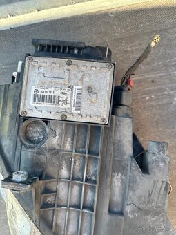 Xenonová světla Passat B6 - 8