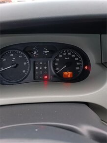 Opel Vivaro 1.9 CDTI / Renault Trafic,  jen 120 500 km , 7 m - 8