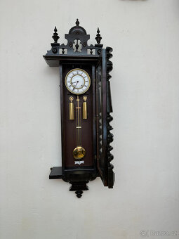Pendlové hodiny zn. Hermle - 8