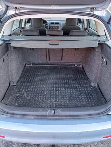 Škoda Octavia II 1.6tdi 4x4 199t. naj 1.majitel - 8
