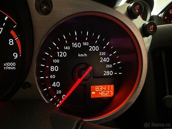 Nissan 370z - 8