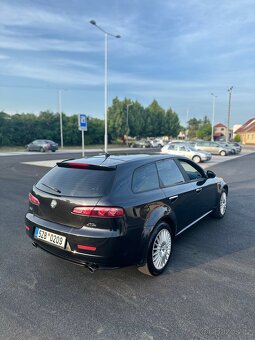 ALFA ROMEO 159 2,4jtdm 147kw 2007rv - 8