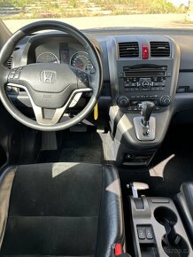 Honda CR-V 2.2i-dtec-Aut-4x4-Výhřev - 8