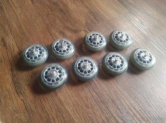 Kolečka na inline brusle 70mm 8 ks - 8