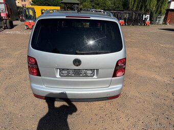 Vw Touran 1.4 Tsi 2009 - 8