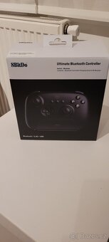 Ovladač 8BitDo Ultimate Controller with Charging Dock - 8