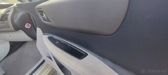 CITROËN C4 1.6 HDi 80kW, 142000km - 8