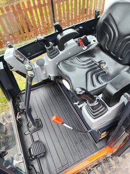 Minibagr Kubota KX016-4, rok 2017, 1800mth, roztah. pásy TOP - 8