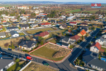 Prodej pozemku k bydlení, 929 m², Čáslav, ul. Modřínová - 8