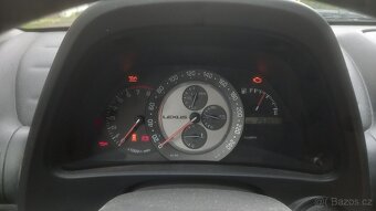Lexus Is 200 sportcross - 8