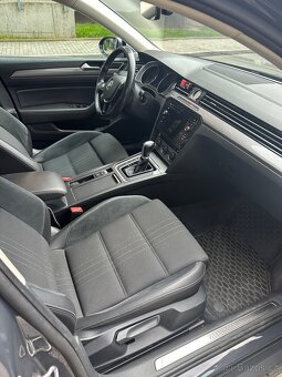 Volkswagen Passat Alltrak - 8