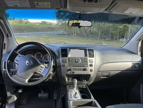 NISSAN ARMADA SE V8 5,6L - 8