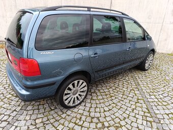 Volkswagen Sharan 1.8 turbo benzín 150 koní - 8