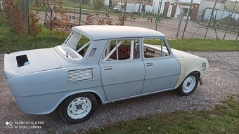Škoda 120S - 8