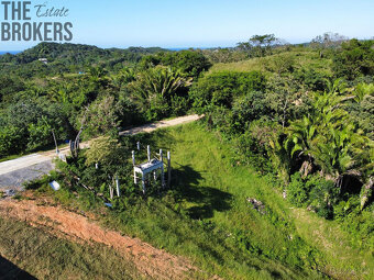 Falcon Valley Lot#11 Santos Guardiola, Roatan - 8