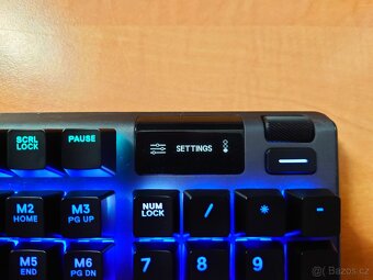 SteelSeries Apex 5 US - 8