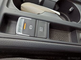 Golf VII 1.2 TSI 77kw ALU výhřev sedaček tempomat top - 8