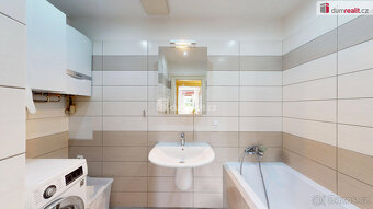 Výjimečný mezonet 5+kk s terasou a výhledem na Prahu - Ulice - 8
