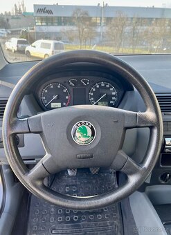 Škoda Fabia 1.4 BENZIN 175 000km Velmi zachovalý stav - 8