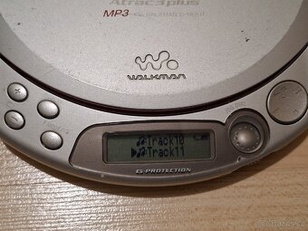 Sony Discman CD Walkman D-NE511 Atrac MP3 přehrávač - 8