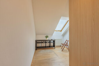 Řadový rodinný dům 5+1 - Satalice - 8