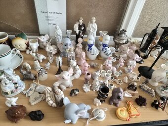 Za odvoz nádobí, figurky atd. - 8