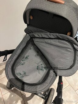 Kočárek Roan Bloom - 8