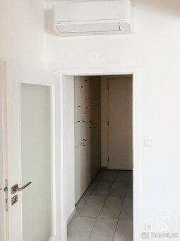 Pronájem bytu 2+kk, 60 m2, Praha - 8