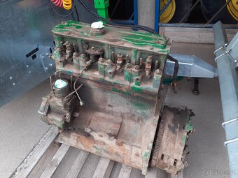Prodám motor Zetor Super 50 - 8
