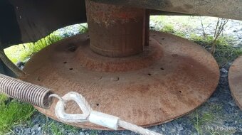 Čelní rotační sekačka Krone - 8