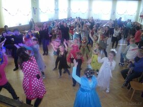 ŽIVÁ HUDBA NA OSLAVY, SVATBY, PLESY + DJ - ZLÍNSKÝ KRAJ - 8