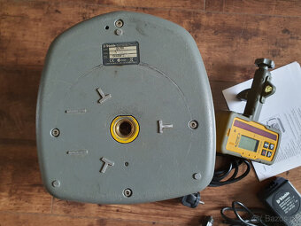 Špičkový rotační laser Spectra Precision Laser GL720 - 8