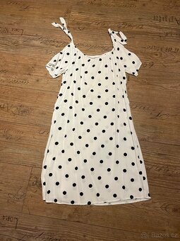 Dámské oblečení - 8