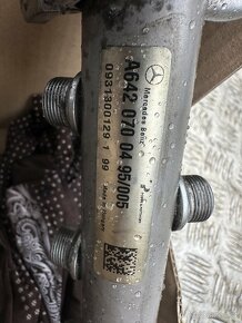 Hadice ,vstřiky ,čerpadlo ,relé ,lišty ,trubky Jeep - 8