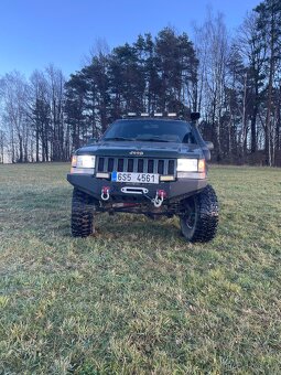 Jeep grand Cherokee 5.2 V8 - 8