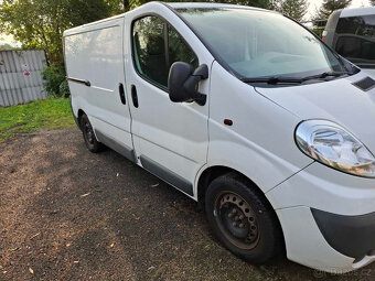 Opel Vivaro 2.0 CDti - 8