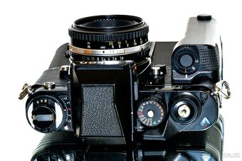 Nikon F3 + Pancake 1,8/50mm + MD-4 Motor Drive TOP STAV - 8
