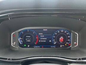 Volkswagen Caravelle 2.0TDi DSG Long Highline • 4/2020•146kw - 8