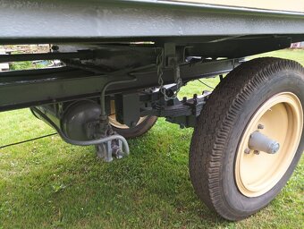 PRODÁM VLEK 3.5T - 8